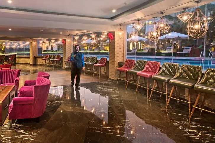 Radisson Blu Udaipur Palace Resort & Spa